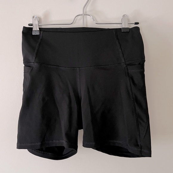 Old Navy Pants - Old Navy High Waisted Black Biker Shorts
